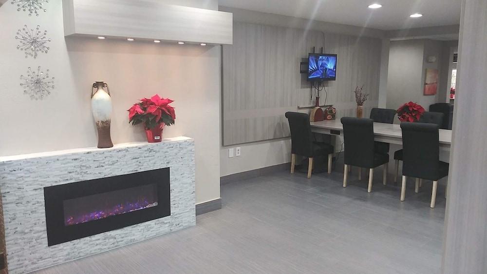 Microtel Inn & Suites By Wyndham Florence/Cincinnati Airpo Εξωτερικό φωτογραφία