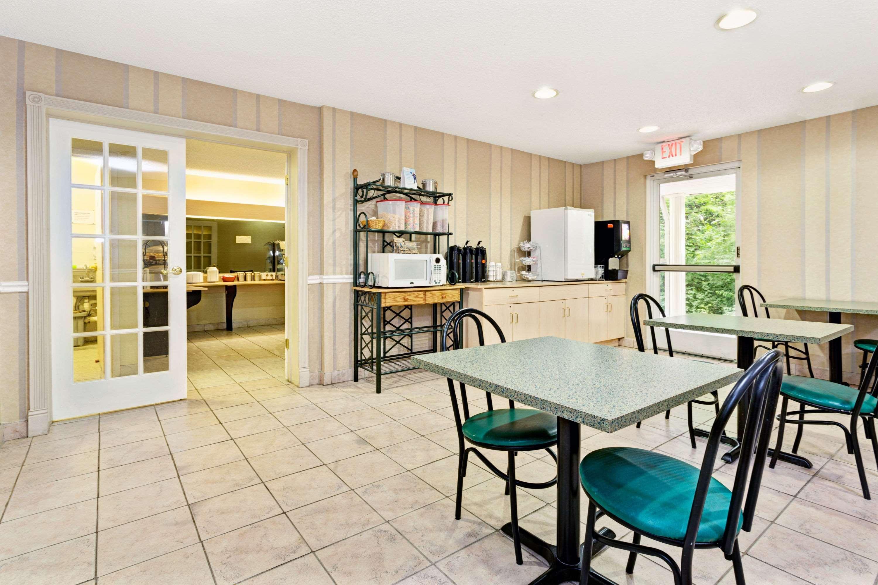 Microtel Inn & Suites By Wyndham Florence/Cincinnati Airpo Εξωτερικό φωτογραφία