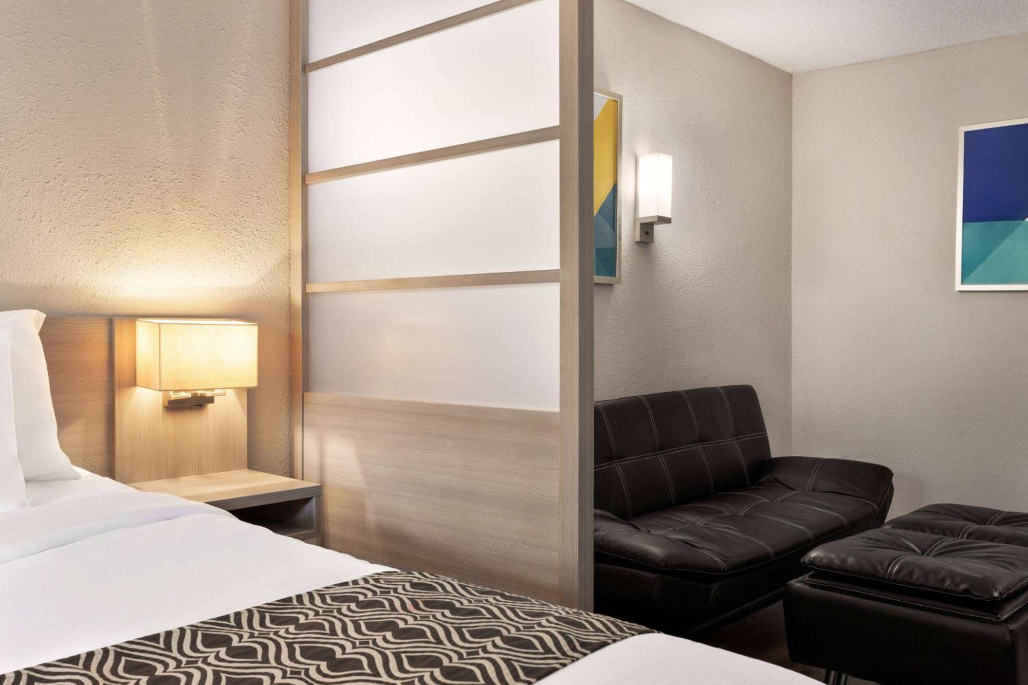 Microtel Inn & Suites By Wyndham Florence/Cincinnati Airpo Εξωτερικό φωτογραφία