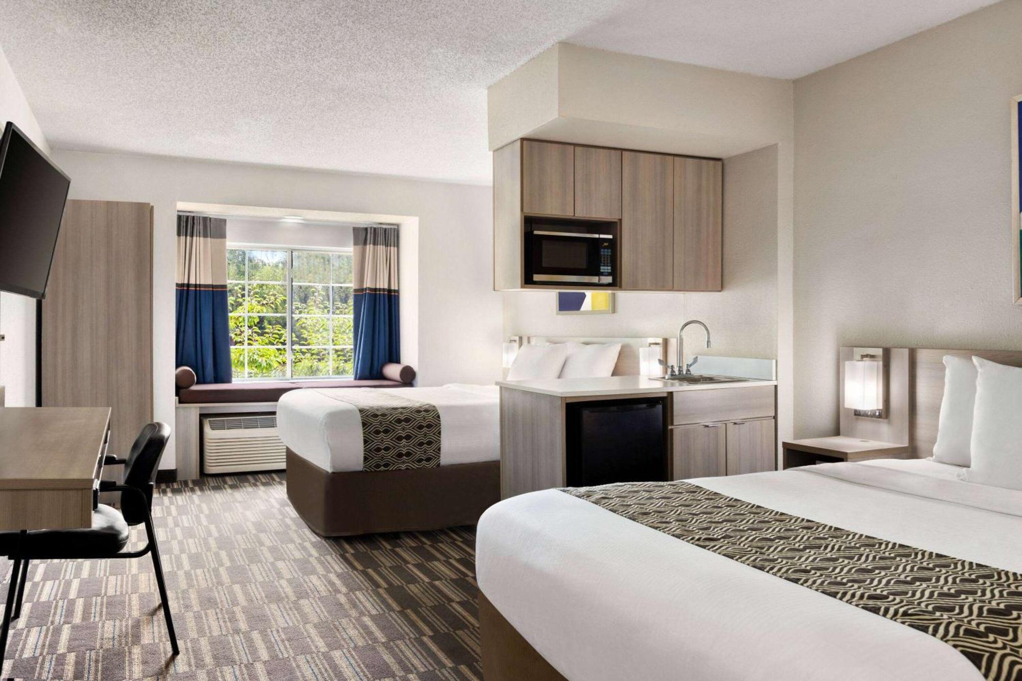 Microtel Inn & Suites By Wyndham Florence/Cincinnati Airpo Εξωτερικό φωτογραφία